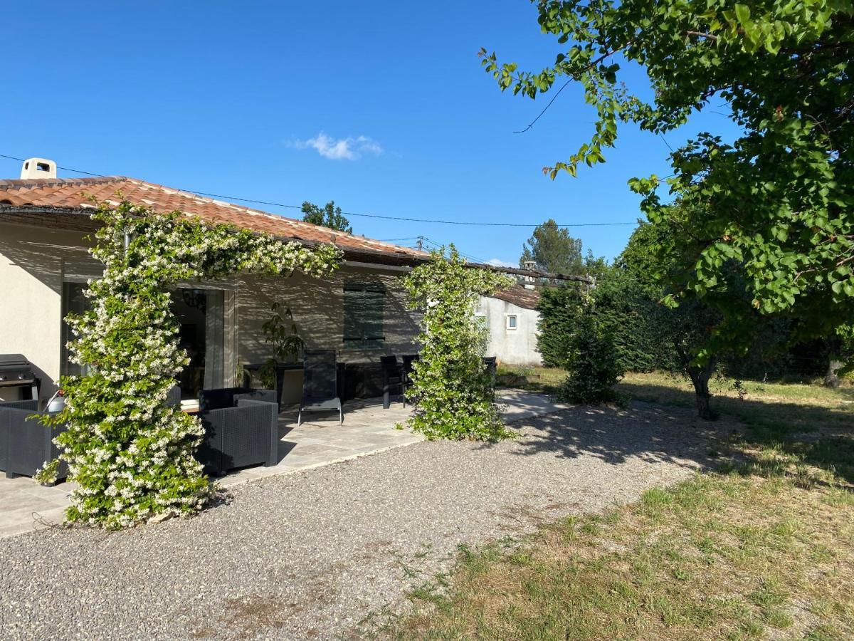 Maison De Plain Pied Avec Terrain De Petanque Villa Draguignan Exterior foto